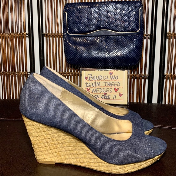 Bandolino Shoes - 🦃 5 for $39 BANDOLINO Denim Tweed Wedges, size 11
